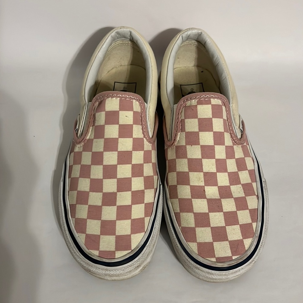 Vans pink checkered shoes